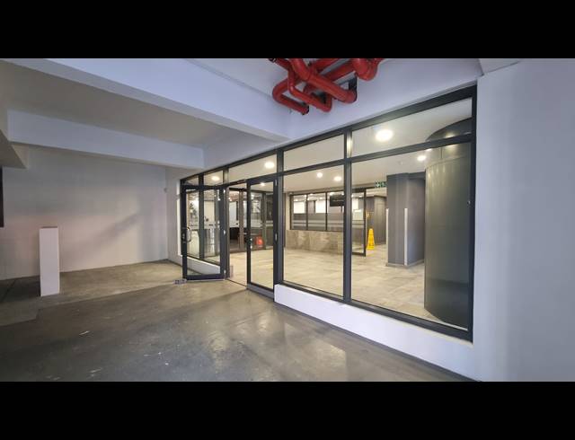 496M² RETAIL TO LET IN WOODSTOCK